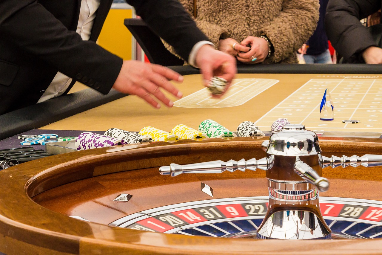 The Real Math Behind Slots, Poker, and Sportsbooks